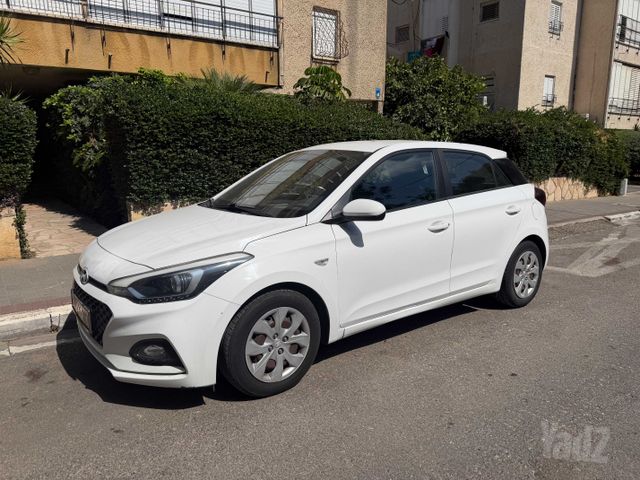 יונדאי i20