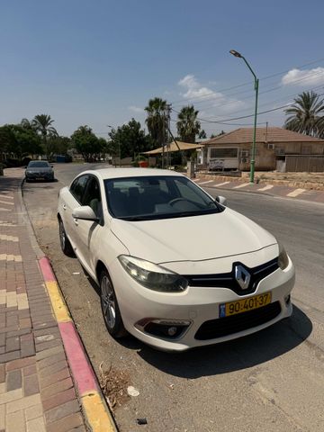 רנו פלואנס