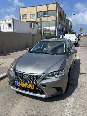 לקסוס CT
