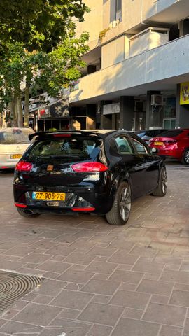 סיאט לאון