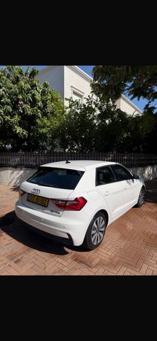 אאודי A1