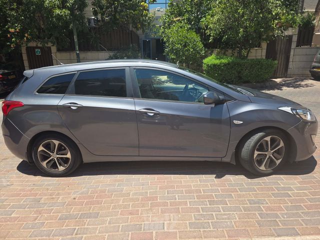 מודעת רכב יונדאי i30