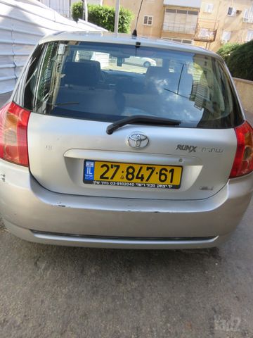 טויוטה קורולה