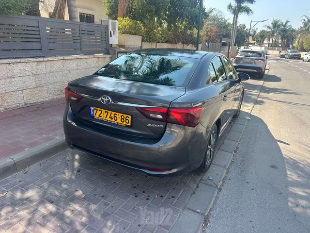 מודעת רכב טויוטה אוונסיס