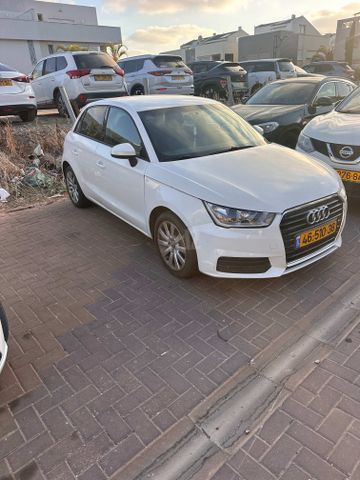 אאודי A1