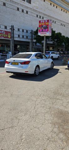 לקסוס GS