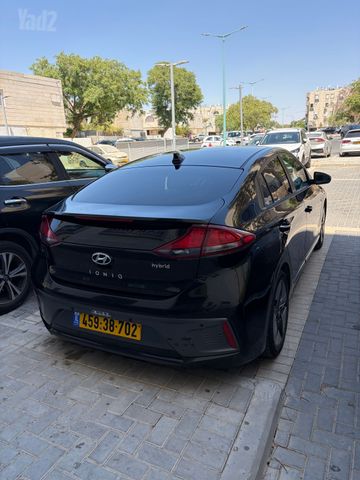 מודעת רכב יונדאי איוניק