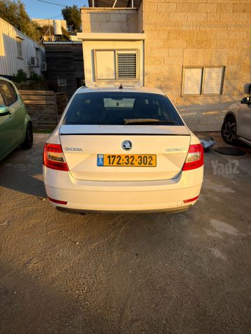 סקודה אוקטביה