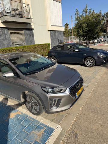 יונדאי איוניק