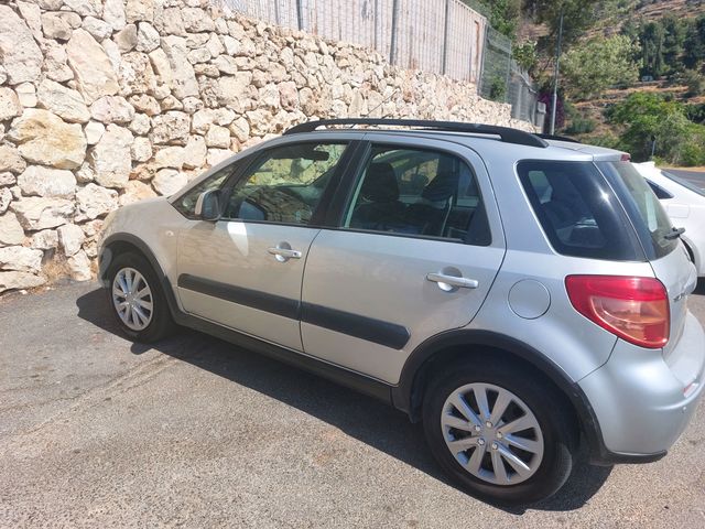 סוזוקי SX4
