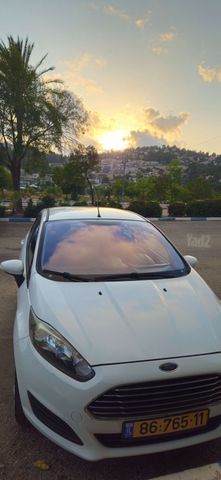 מודעת רכב פורד פיאסטה