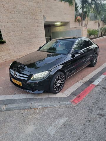 מודעת רכב מרצדס-בנץ C-class