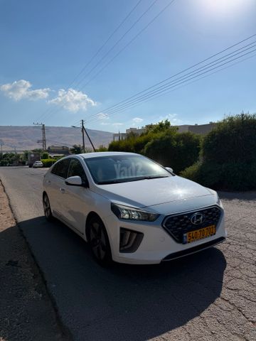 יונדאי איוניק