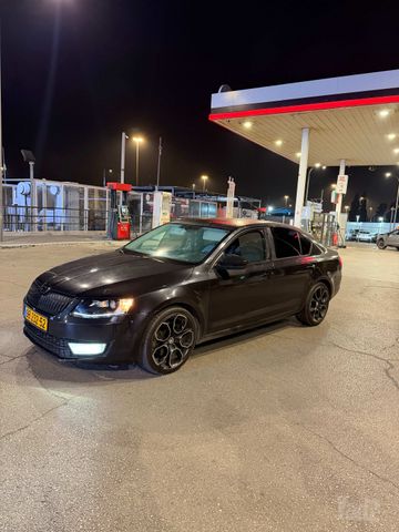 סקודה אוקטביה