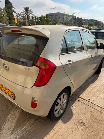 קיה פיקנטו