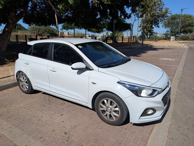 יונדאי i20