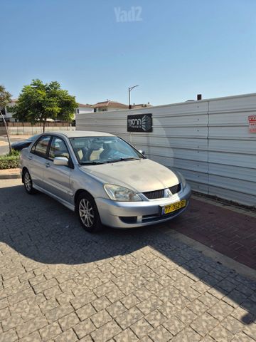 מודעת רכב מיצובישי לנסר