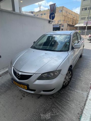 מאזדה 3