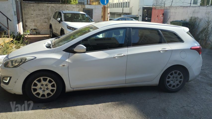 יונדאי i30