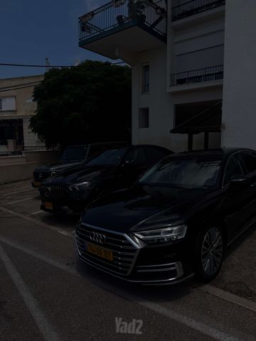 מודעת רכב אאודי A8