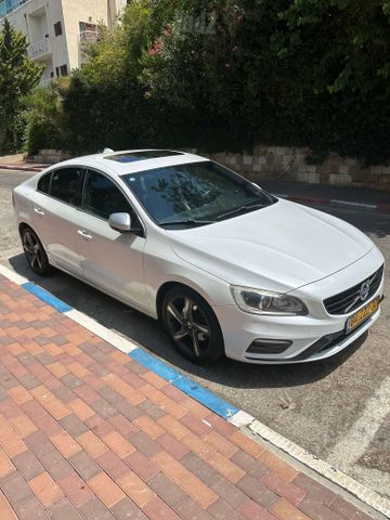 וולוו S60