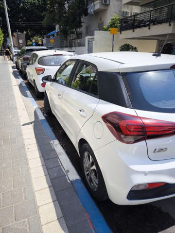 יונדאי i20