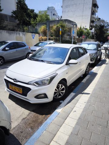 יונדאי i20