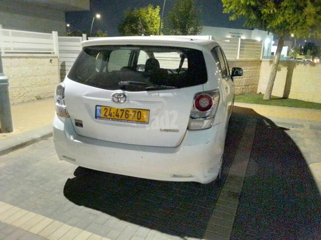 מודעת רכב טויוטה ורסו