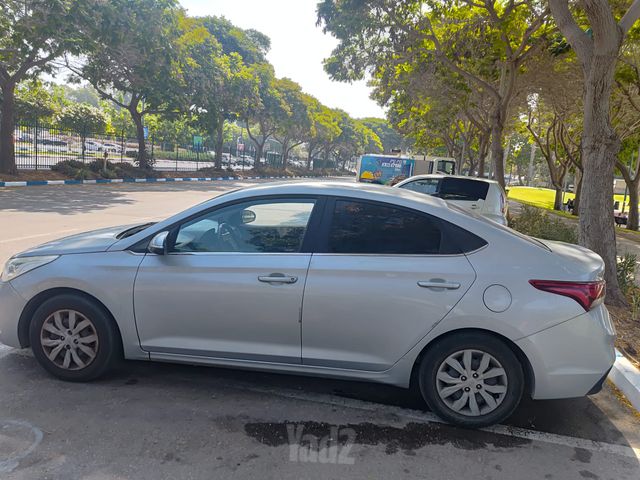 יונדאי אקסנט i25
