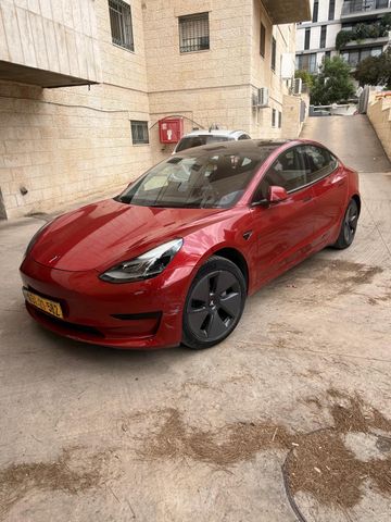 טסלה מודל 3