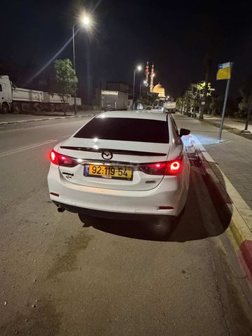 מאזדה 6