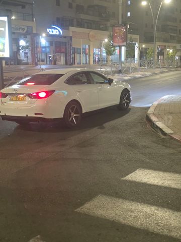 מאזדה 6