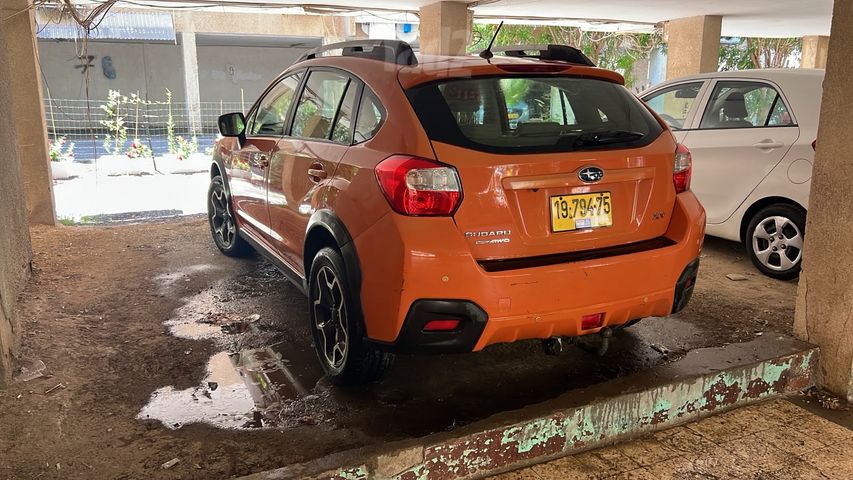 מודעת רכב סובארו XV