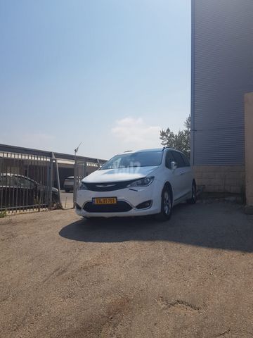 קרייזלר פסיפיקה