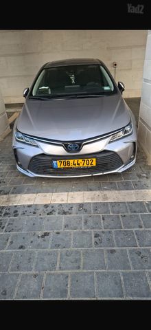 טויוטה קורולה