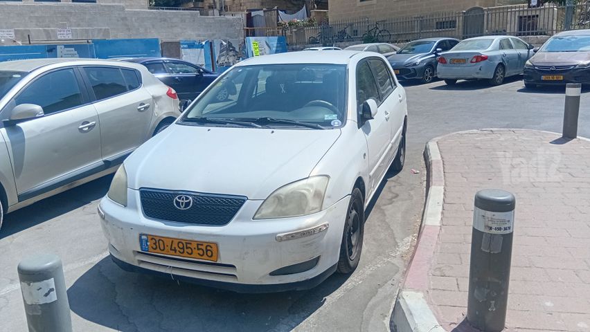 טויוטה קורולה
