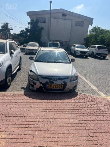 יונדאי i30