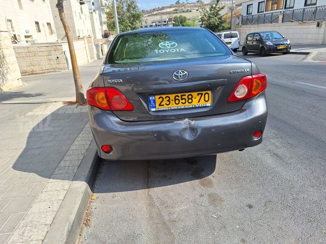 טויוטה קורולה