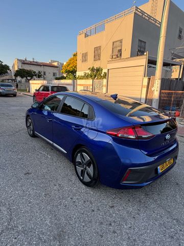 יונדאי איוניק