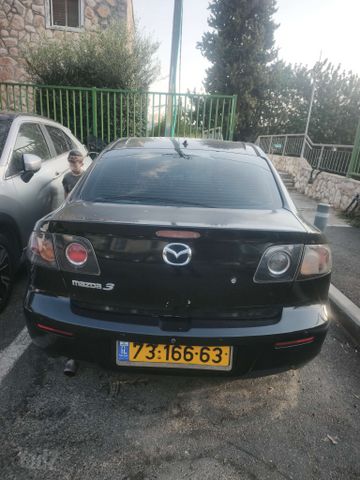 מאזדה 3