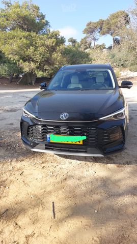 אם ג'י ZS