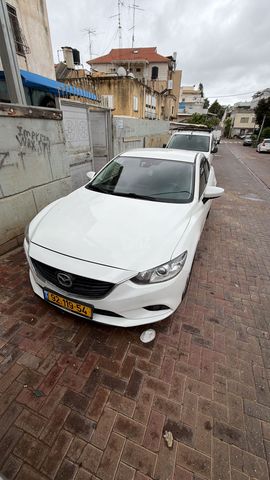 מודעת רכב מאזדה 6