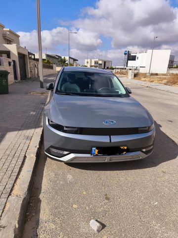 יונדאי איוניק 5