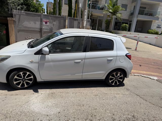 מיצובישי ספייס סטאר