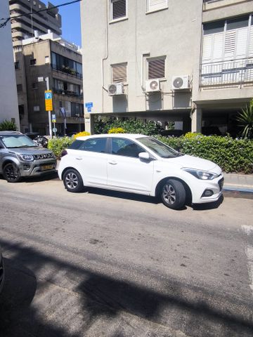 מודעת רכב יונדאי i20