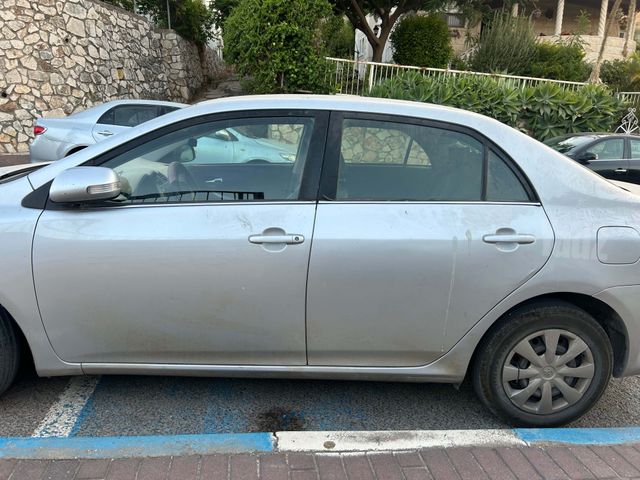 טויוטה קורולה