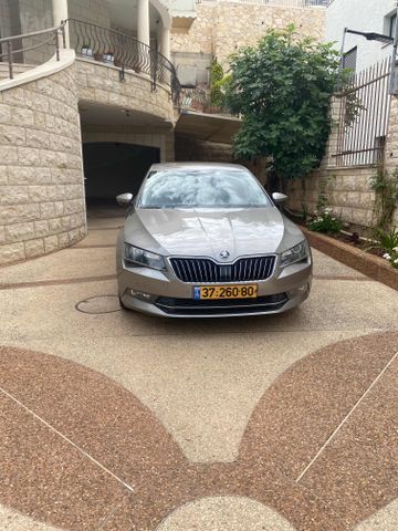 סקודה סופרב
