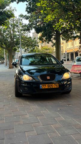 סיאט לאון