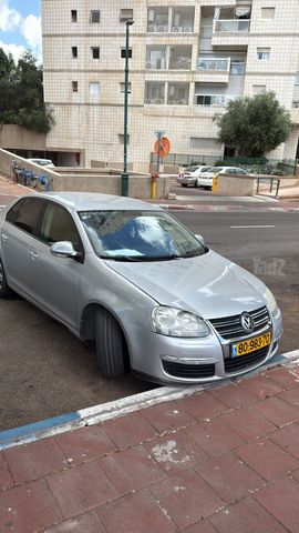 מודעת רכב פולקסווגן ג'טה