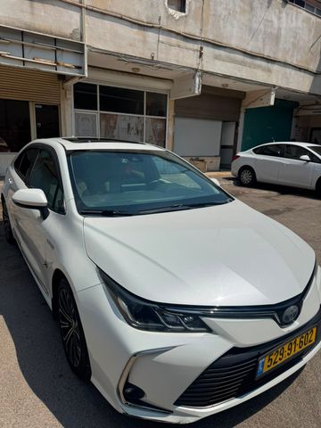 טויוטה קורולה